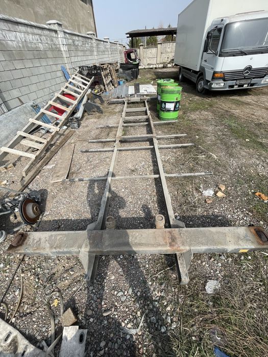 Контейнеровоз платформа подрамник фитинг