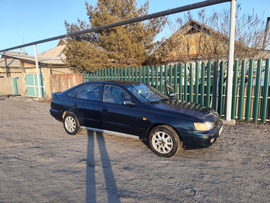 Продается Тойота Карина Е