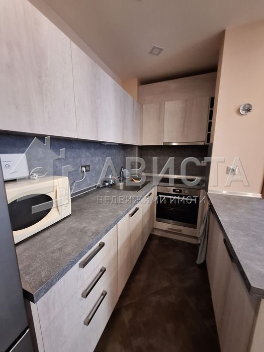 Дава се под наем Тристаен апартамент в София, Витоша - 108 кв.м за 816 € - Снимка #4