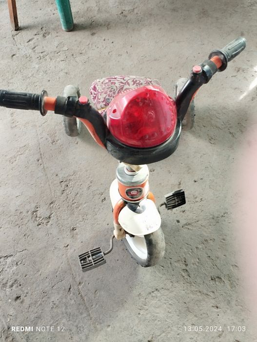 Детский 3хил велосипед сотилади