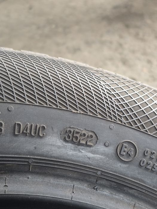 225 60 16 Continental