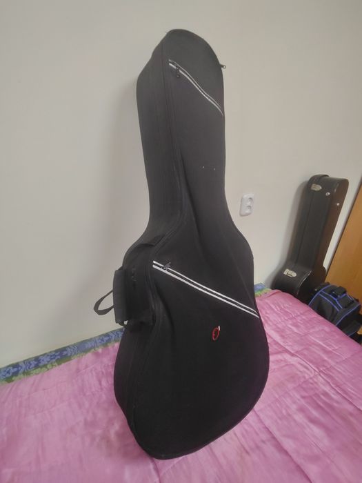 Электроаккустическая гитара Yamaha APX 700-12NT