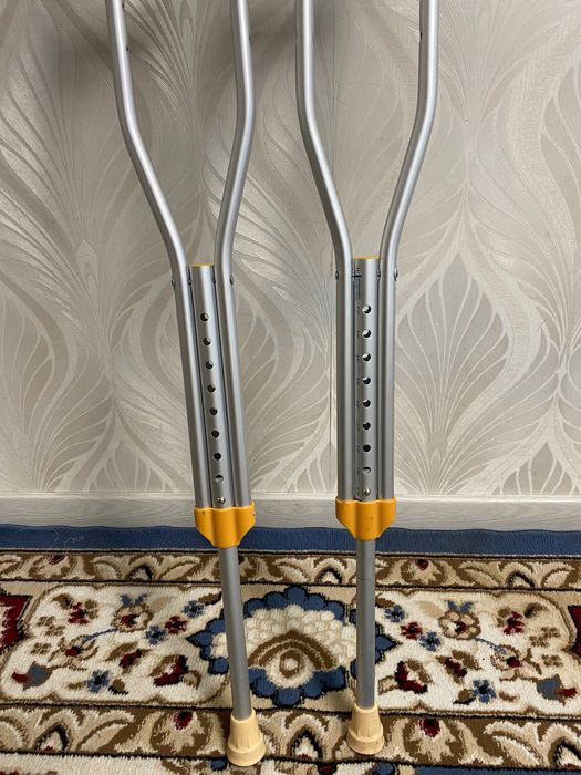 Костыли подмышечные