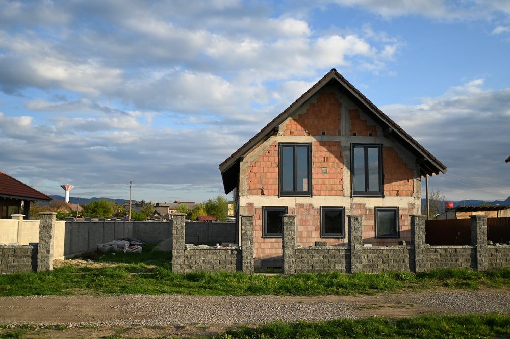 Casă spațioasă de vânzare în Prejmer – la doar 20 de minute de Brașov