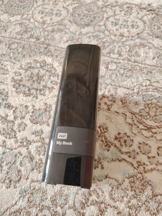 Продам внешний жесткий диск. 3тб