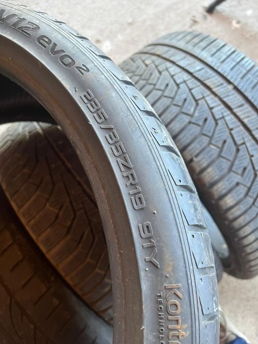 Set 4 anvelope 235/35/19 Hankook