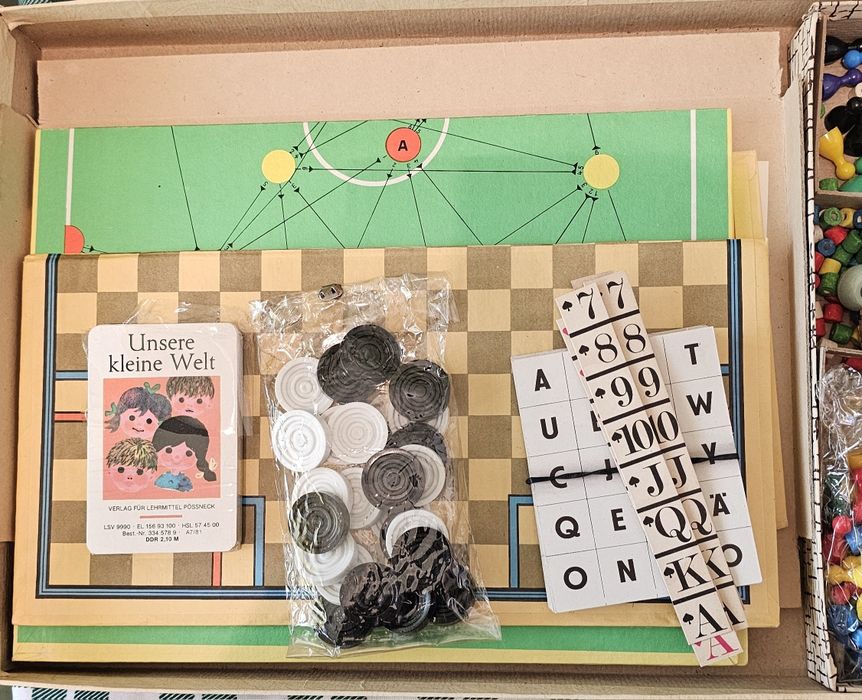 Зан. игри Не се сърди човече-3бр. , домино, шах-компакни и фигури