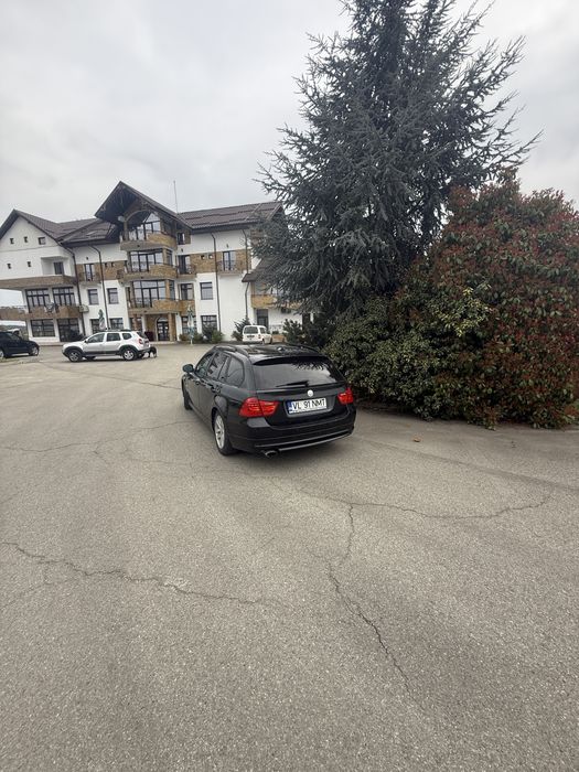 Vand sau schimb Bmw E91 320i