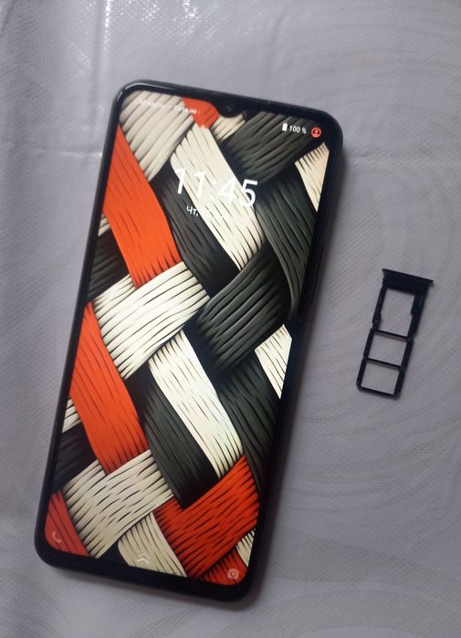 Продается телефон