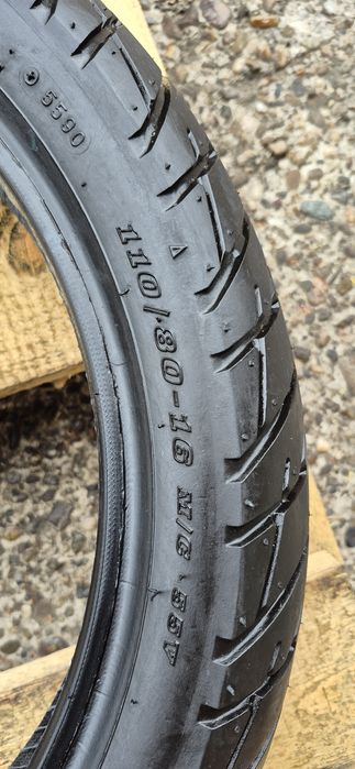 O anvelopa moto noua Dunlop 110/80-16M/C.