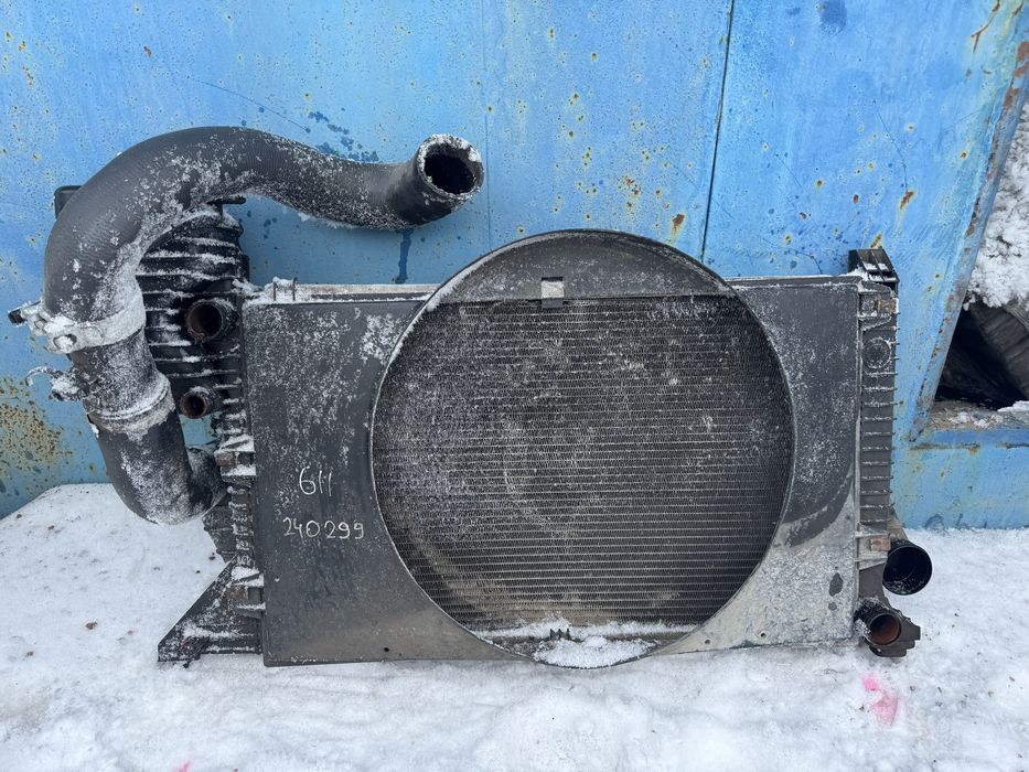 Радиатор mercedes sprinter om612