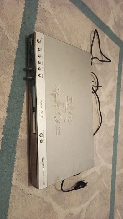 Продам dvd караоке срочно