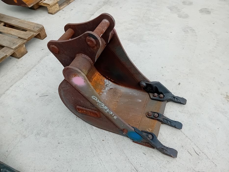 Cupa Noua 45 cm miniexcavator  4 6 tone buldo