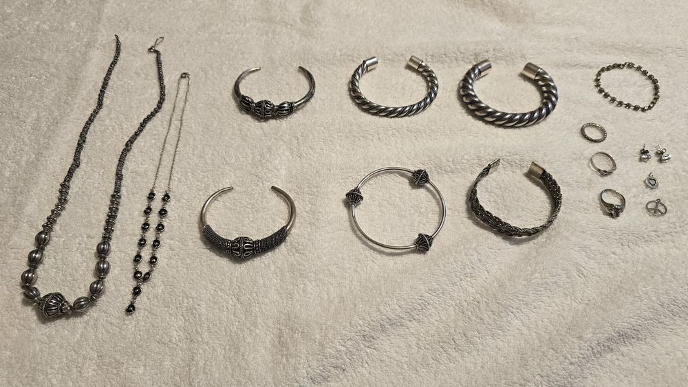 Разнообразие от бижута