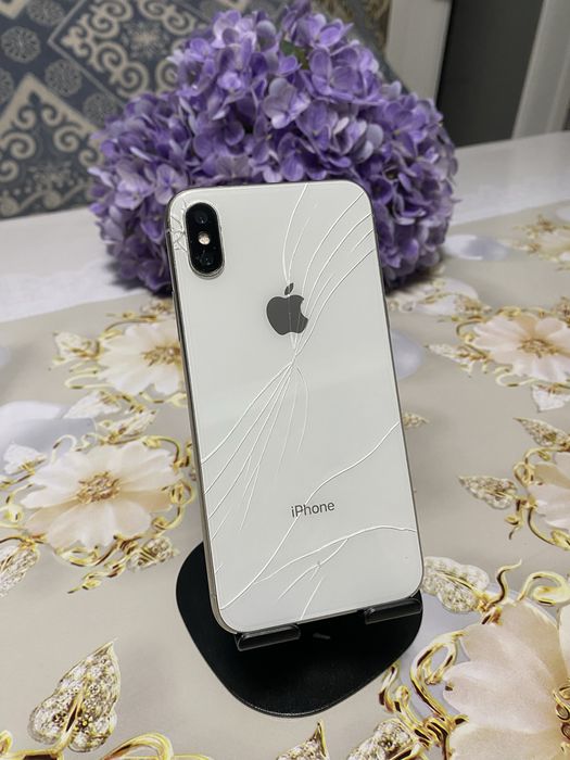 Продается iPhone X