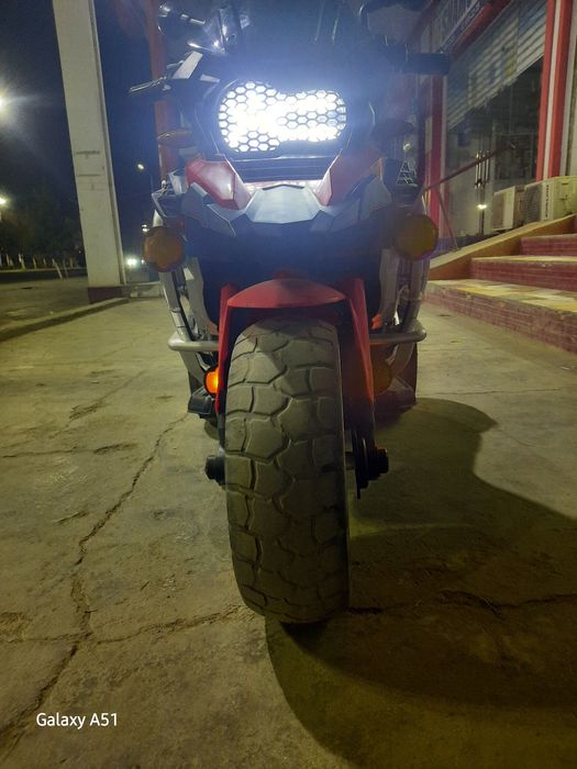 Bolalar uchun mototsikl sirena va ovoz bilan