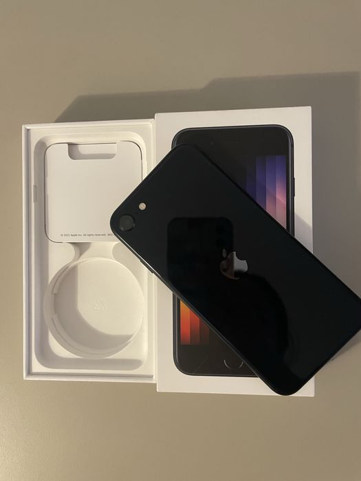 iPhone SE 2022 - 64GB, baterie 100%, liber de retea, nefolosit