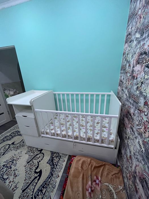 Детская кроватка