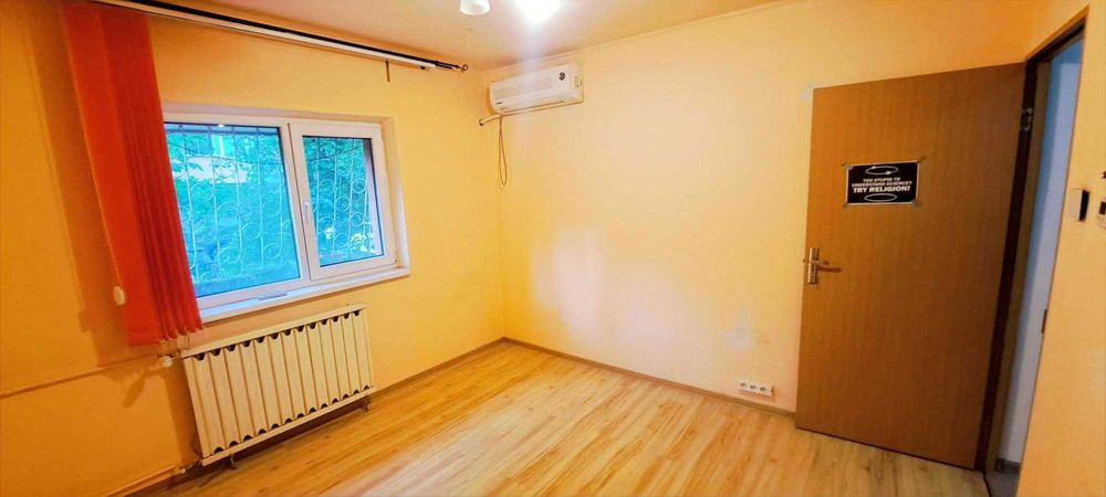 Proprietar vand apartament 3 camere decomandat