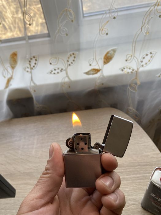 Зажигалка zippo оригинал