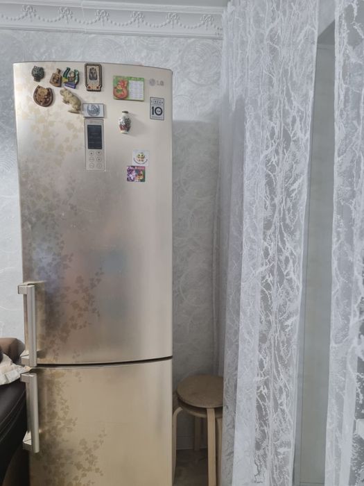 Продам б/у холодильник