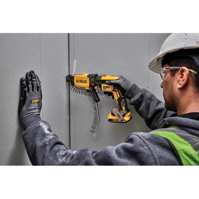 Акумулаторен винтоверт DeWALT DCF620D2K, 18V, 30 Nm