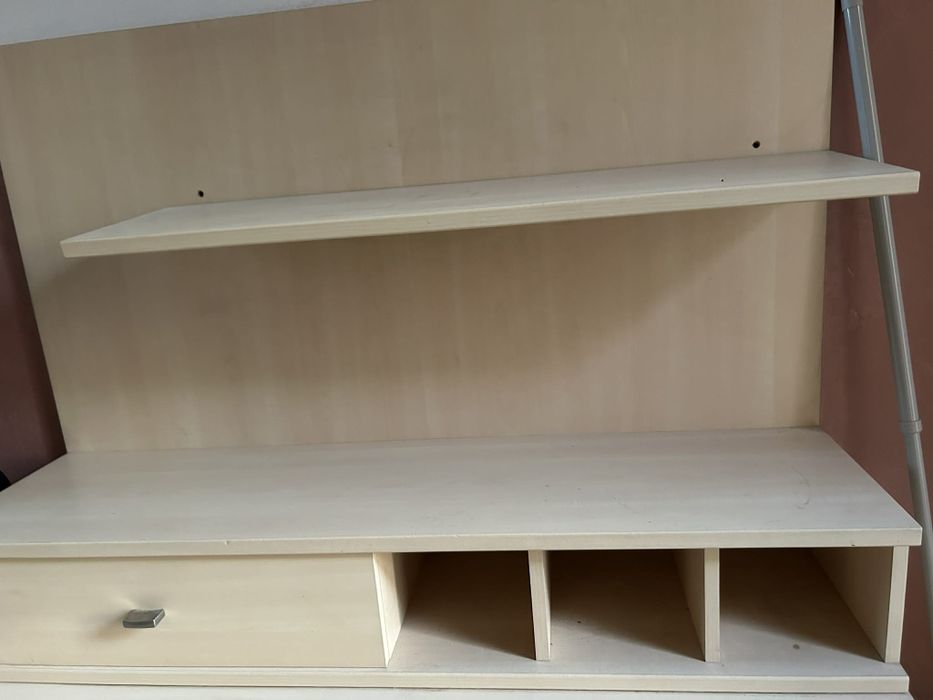 Mobilă de sufragerie