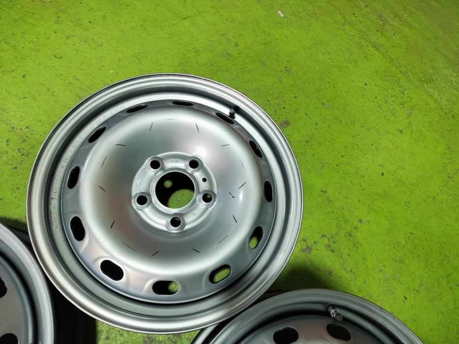 16 5x114.3 Renault Traffic Nissan метални джанти 5х114.3