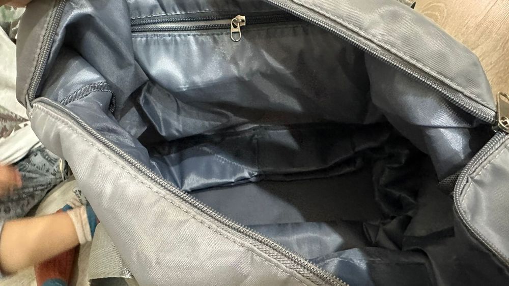 Сумка на колесах