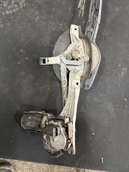 Mercedes w124 Мотор Предна Чистачка