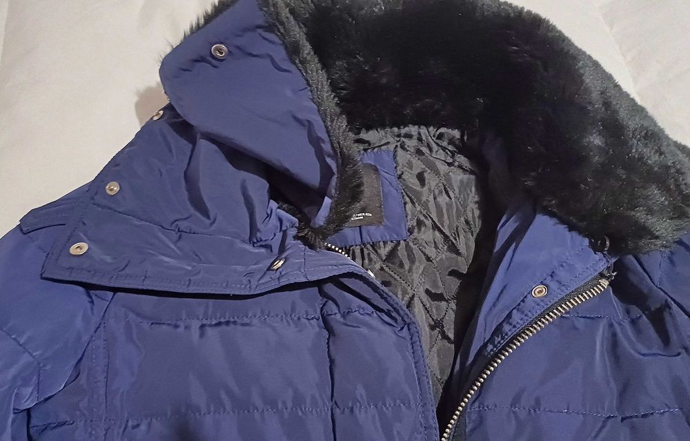 Пухено зимно дамско дълго яке, XS, марка MANGO