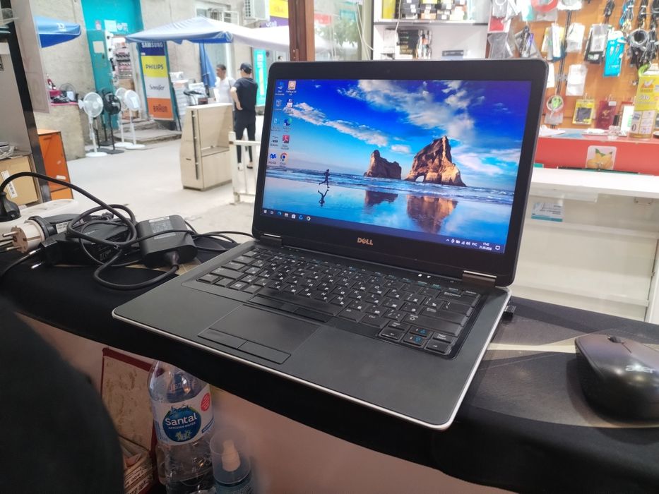 Noutbuk sotiladi Dell core i5