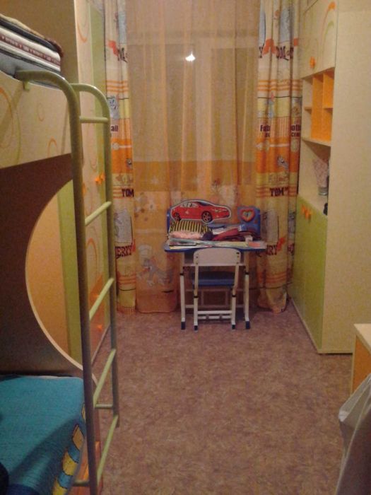 Продам деский гарнитур