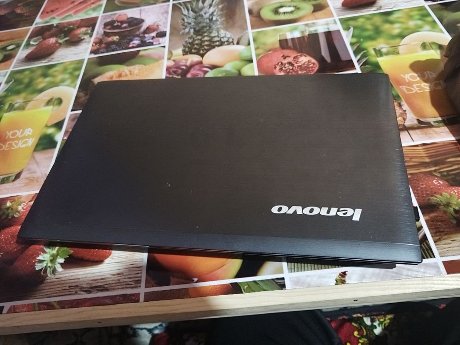 Lenovo V560 Holati yaxshi