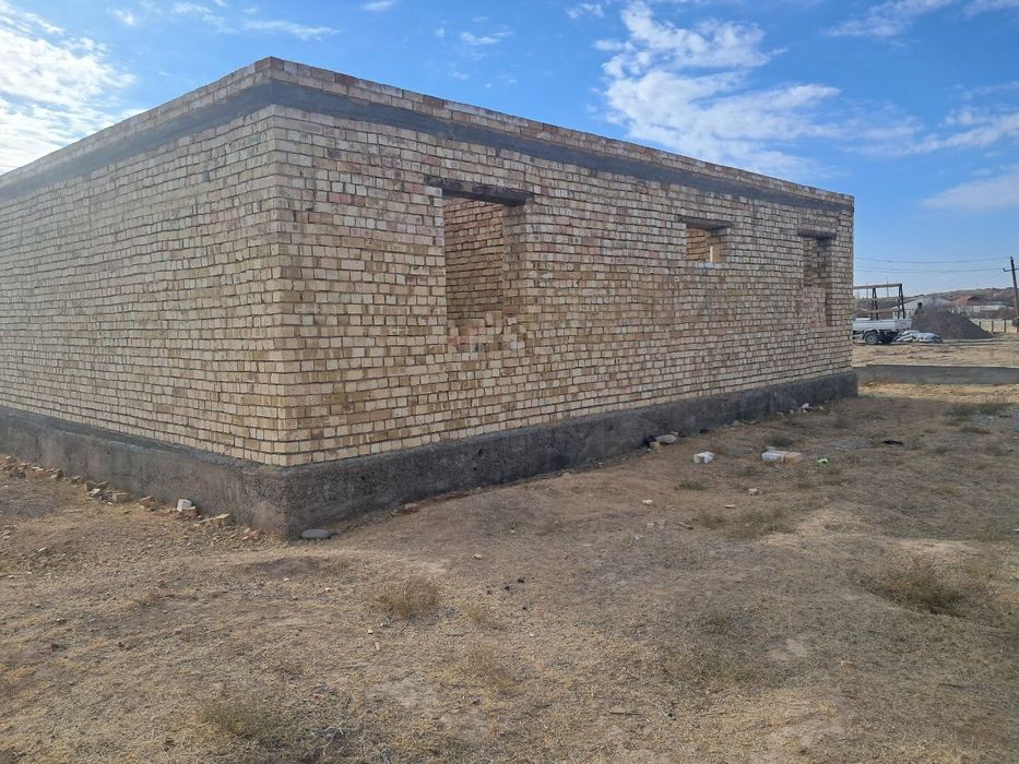 Продаётся участок 5 соток с застройкой