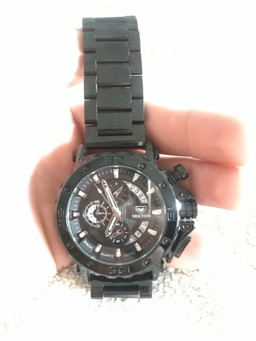 Часы NIKTOM………..