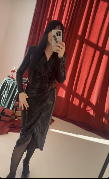 Нарядное вечернее платье