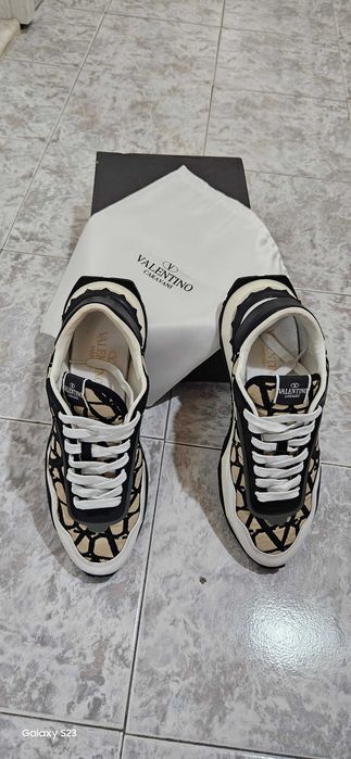 Нови мъжки маратонки 45