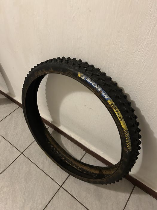 Janta dt swiss E1700 pe 27,5 - cu 2 cauciucuri michelin