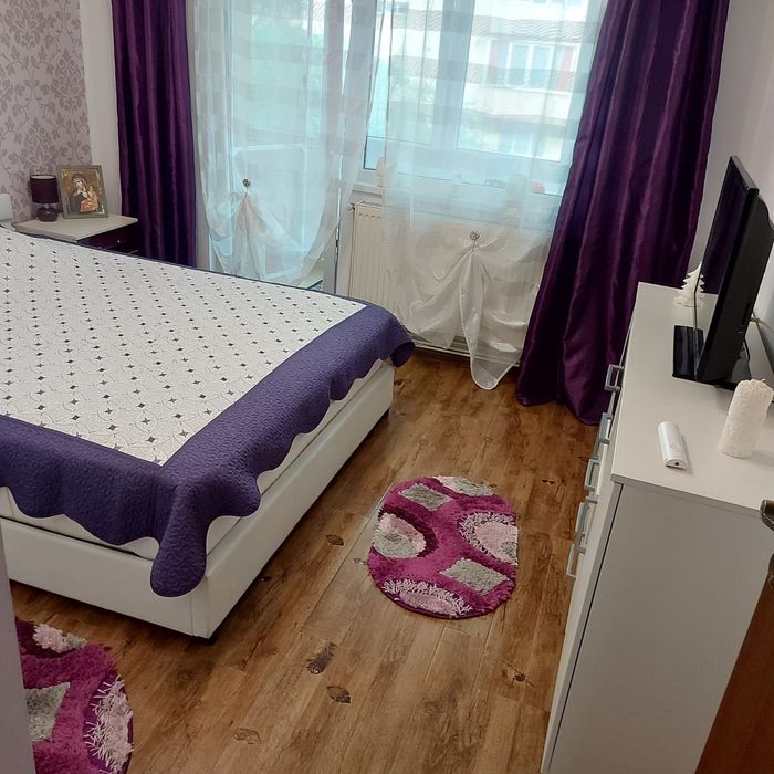 Apartament cu 3 camere+1camera dresing