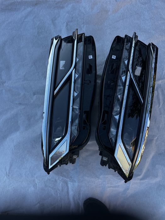 Faruri stânga dreapta full led vw touareg 3.cod:761941081.761941082.