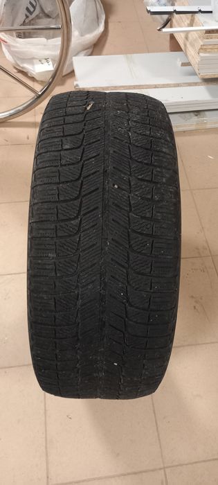 Продаётся шины липучка состояние хорошое