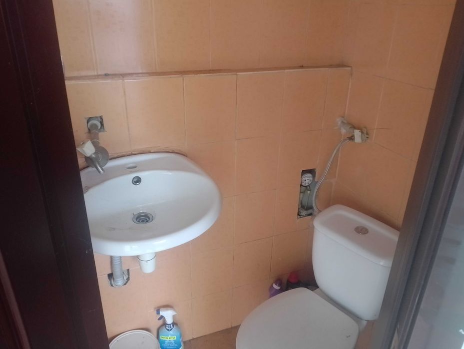 Дава се под наем Офис в Бургас, Меден рудник - зона Г - 25 кв.м за 175 € - Снимка #2