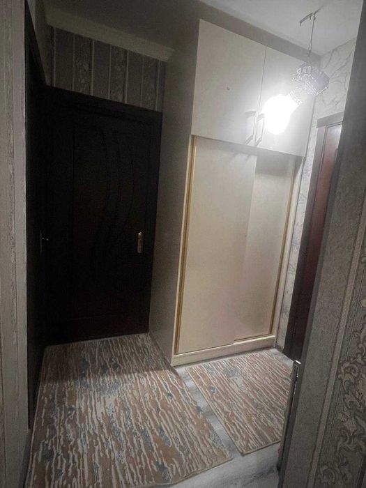 Слонима, 2/4/4, кирпич ориентир Ин базар, бывшее семейное общежитие