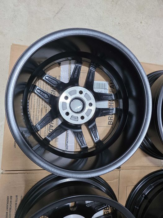 Jante 17 Cupra Formentor VW Passat VW Golf Skoda Octavia Superb Karok 5x112 7.5J et43