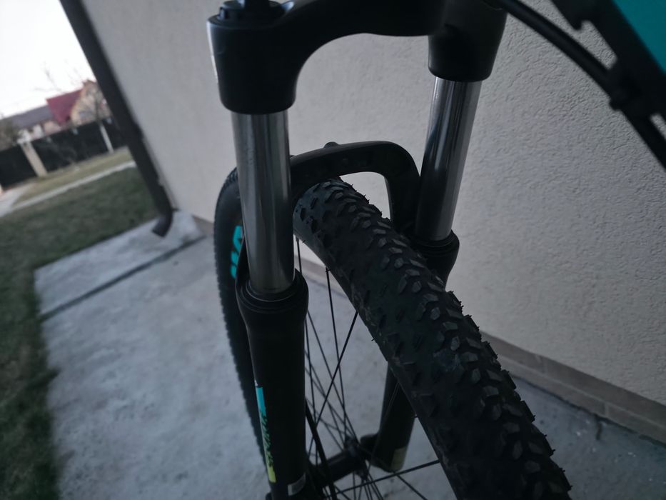 Bicicleta MTB Cross GRX 7 si dispozitiv antifurt