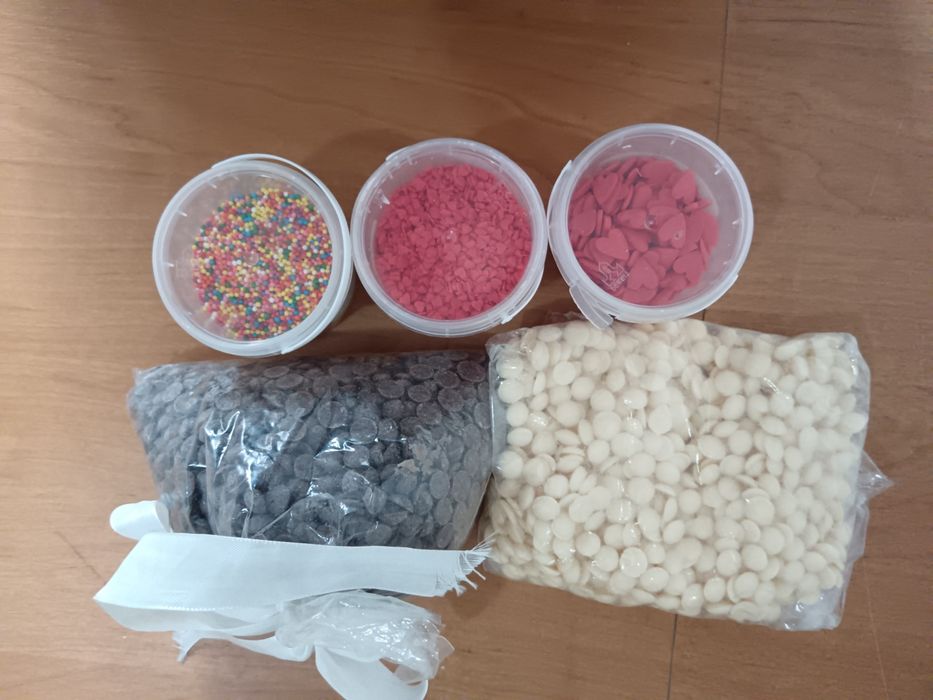 Инвентарь для клубники в шоколаде