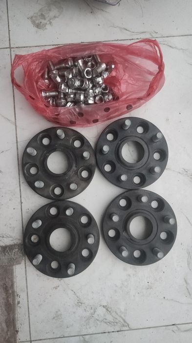 Проставка 3 см почти новые