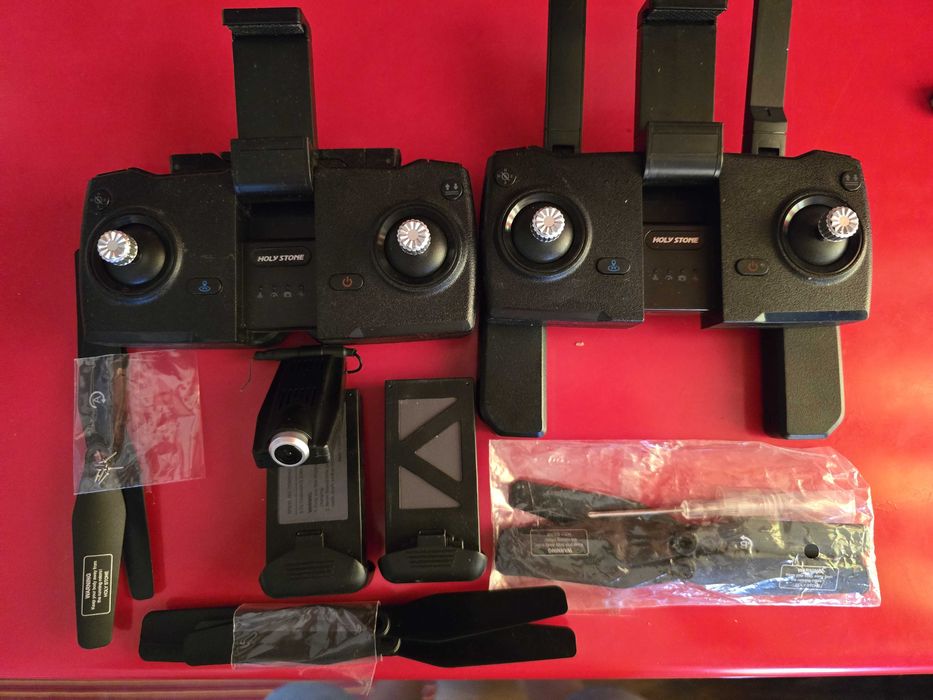 HolyStone HS120D 1080p Wi-Fi fpv GPS Drone