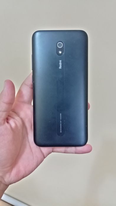 Redmi 8A (4/64GB, 5000mAh) yaxshi holatda, yetkazib berish bepul!